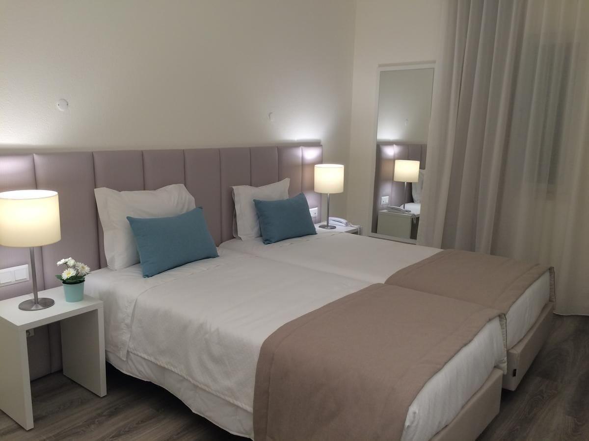 Hotel D'Алкотим Екстериор снимка