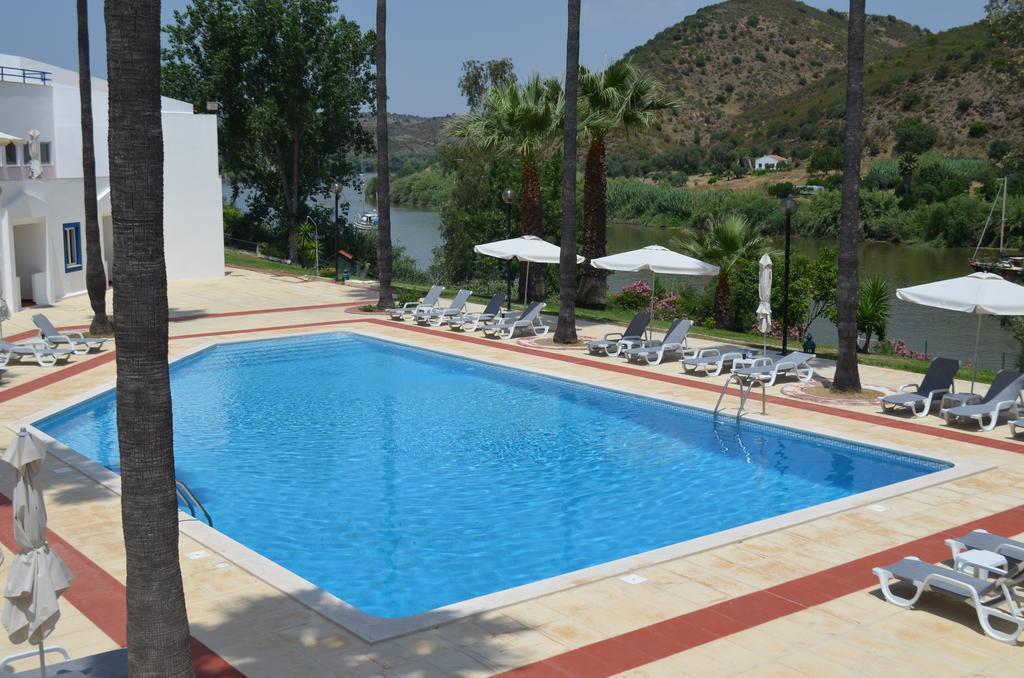 Hotel D'Алкотим Екстериор снимка